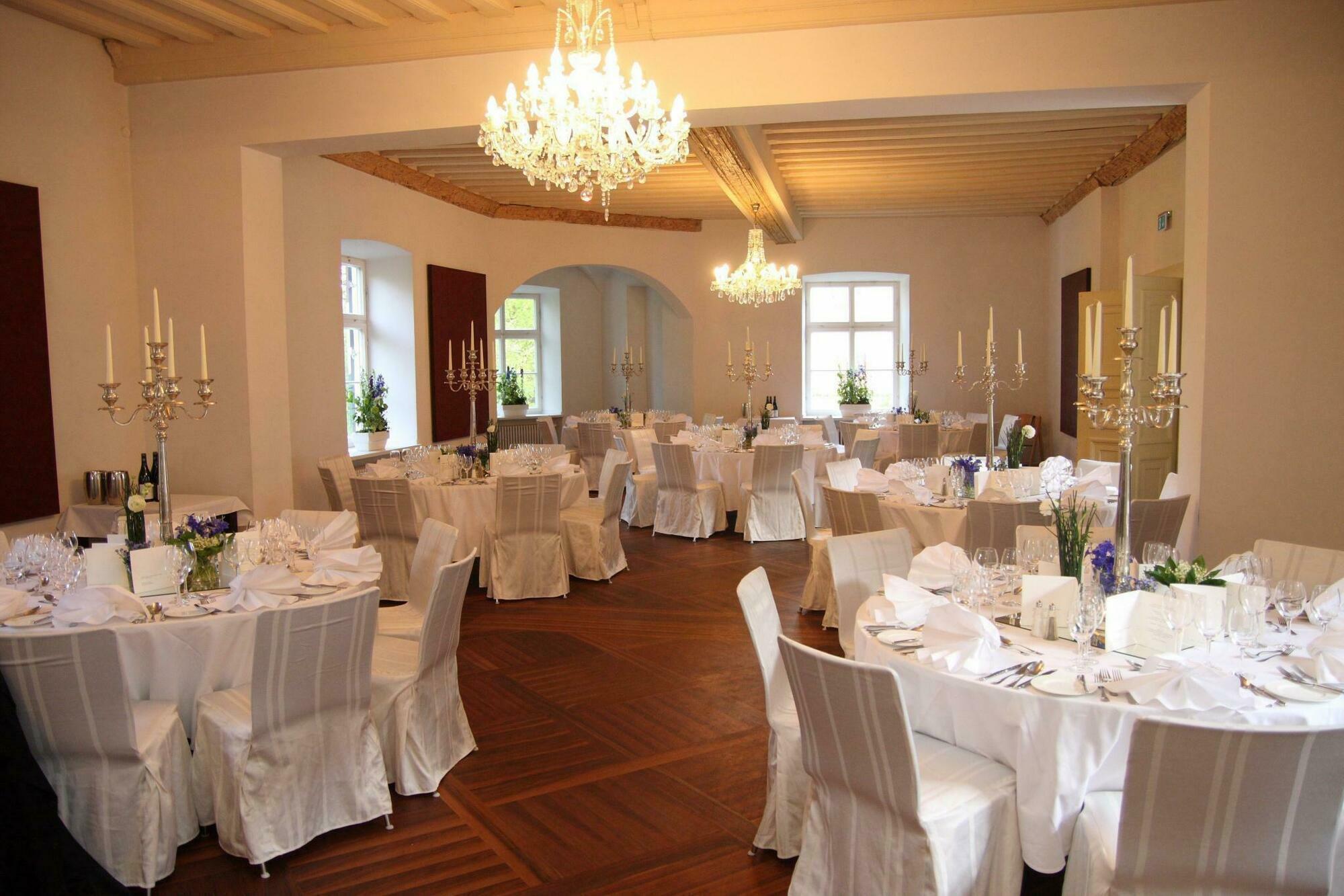 Schlossparkhotel Mariakirchen Arnstorf Exterior foto